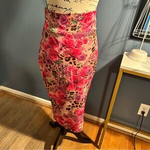 🏖️ 3/$20 Glamazon Floral Leopard Print midi skirt